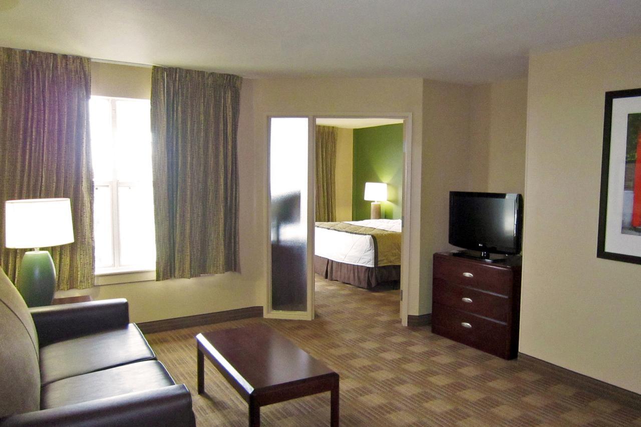 Extended Stay America Suites - Detroit - Auburn Hills - Featherstone Rd Exterior foto