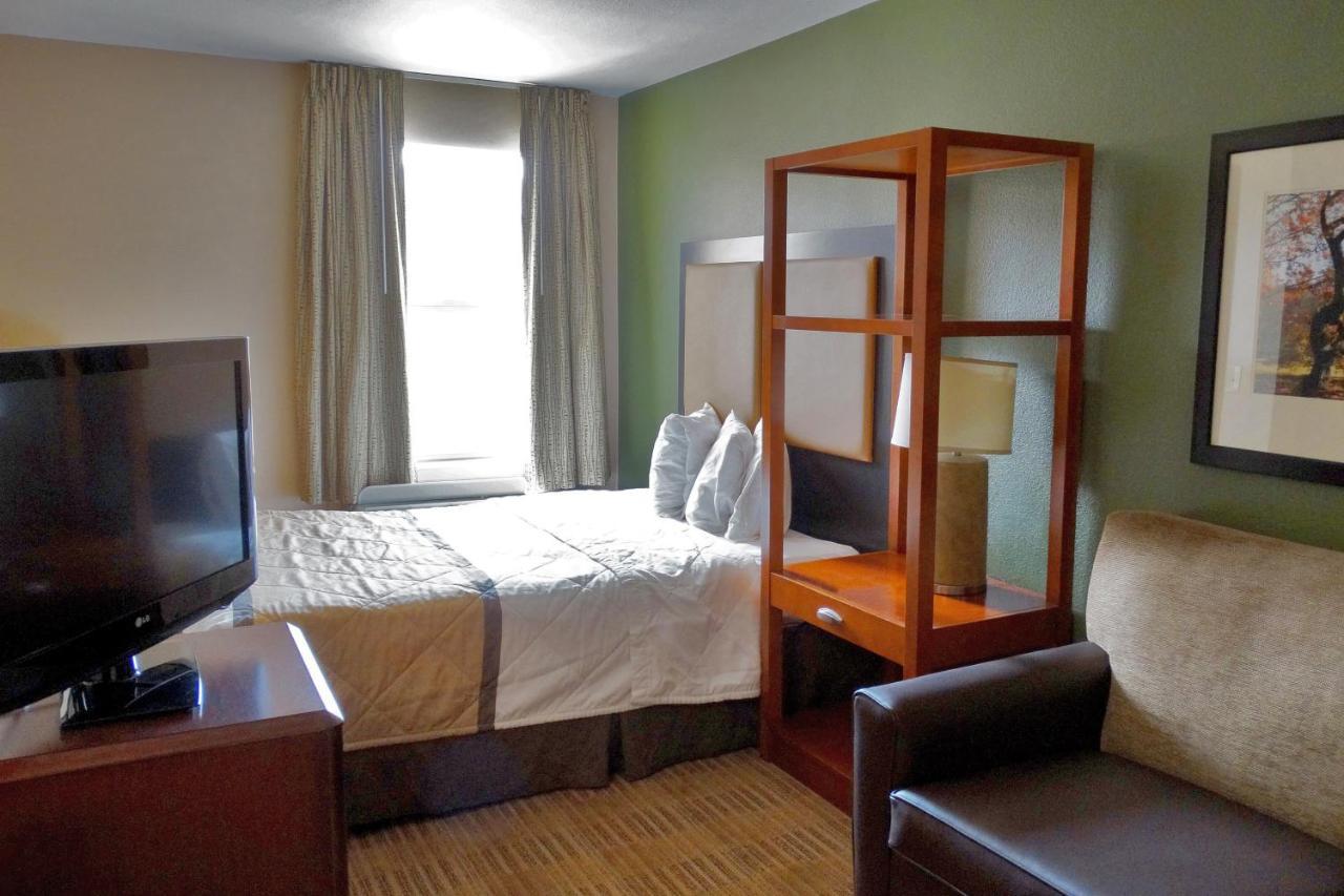 Extended Stay America Suites - Detroit - Auburn Hills - Featherstone Rd Exterior foto